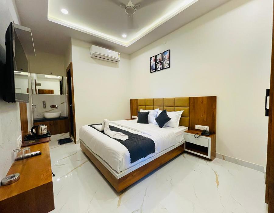 Deluxe Family Suite